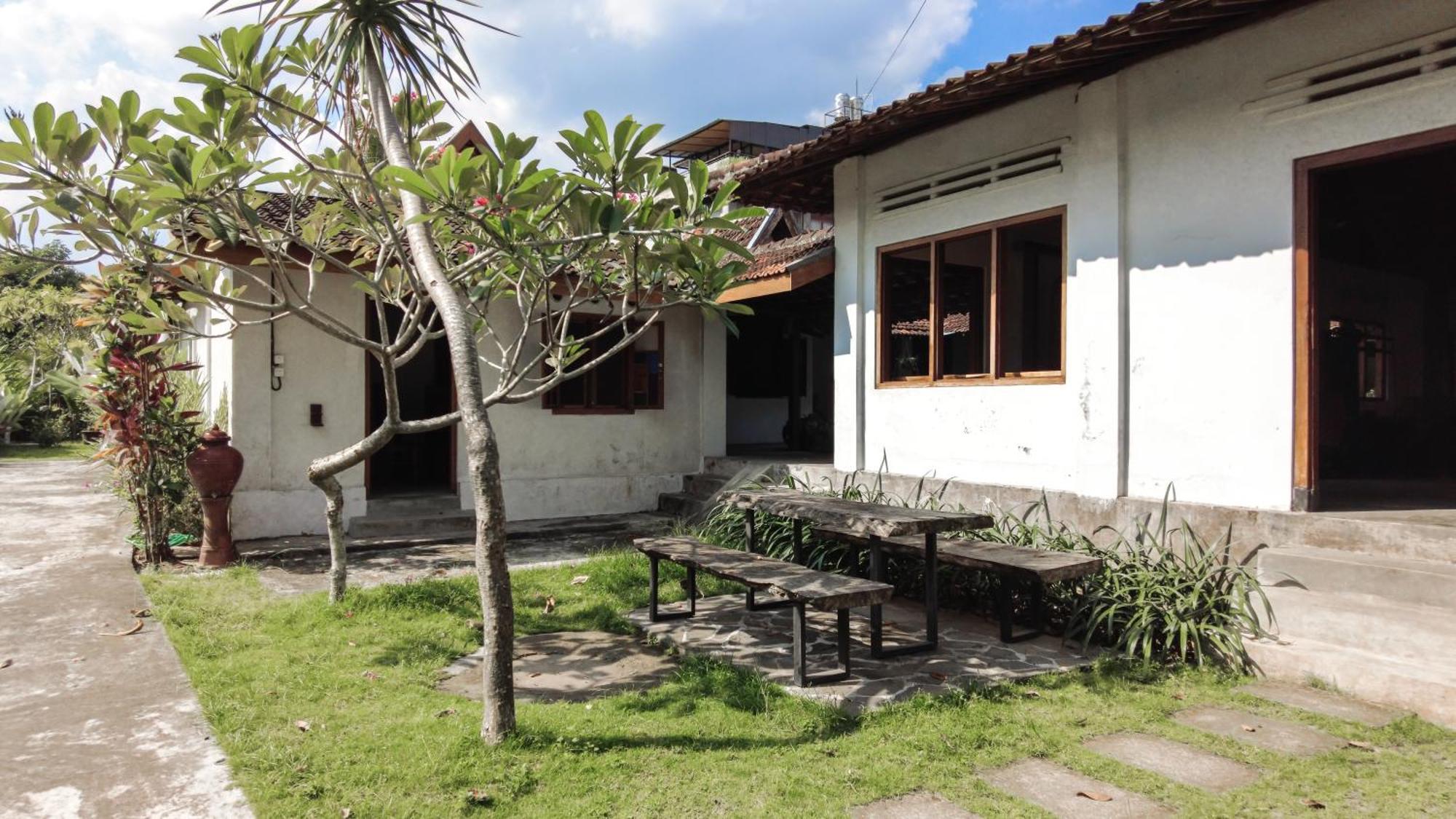 Ohmmstay - Rumah Pendopo Tanjungtirto Ngoại thất bức ảnh